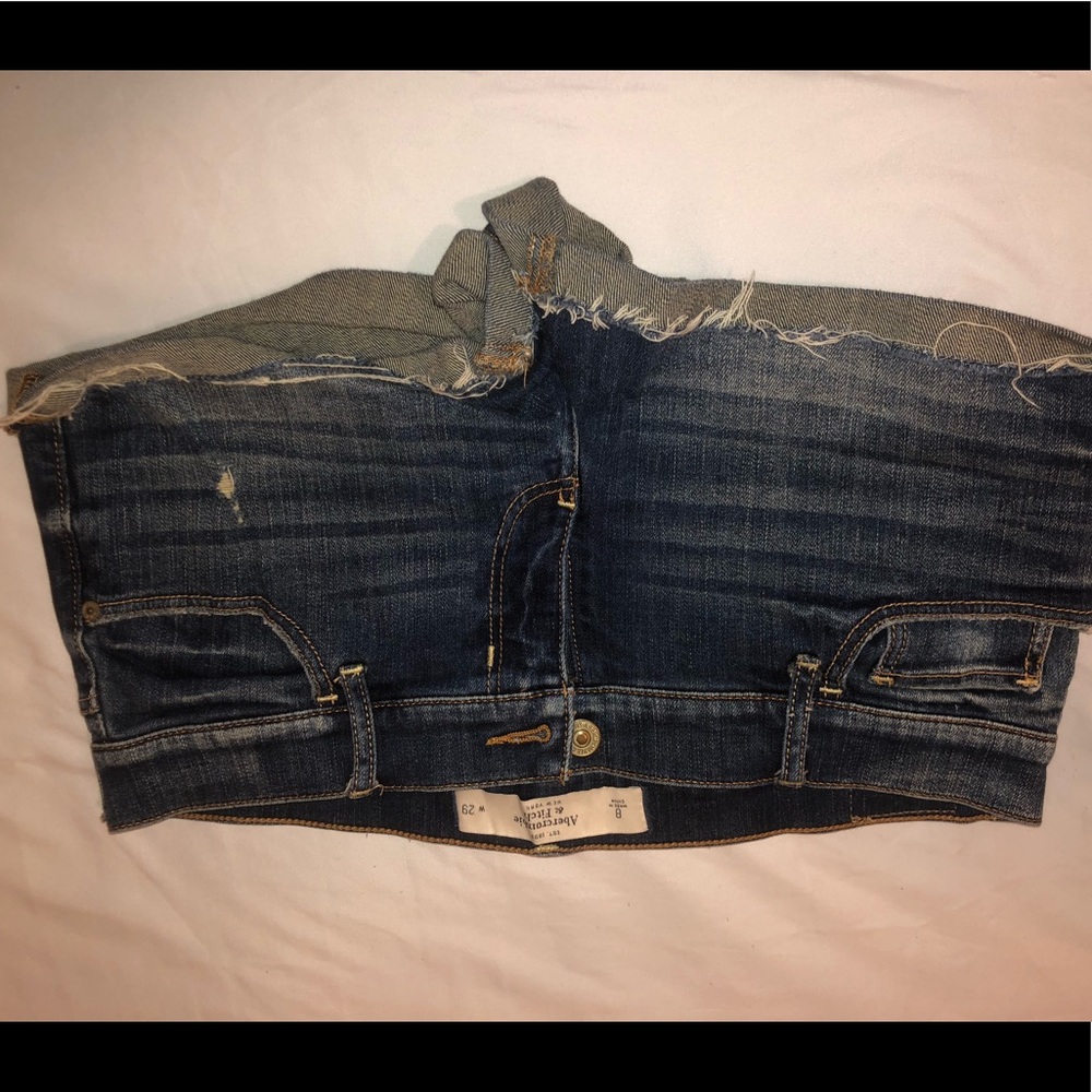 Super cute Abercrombie &Fitch denim Shorts